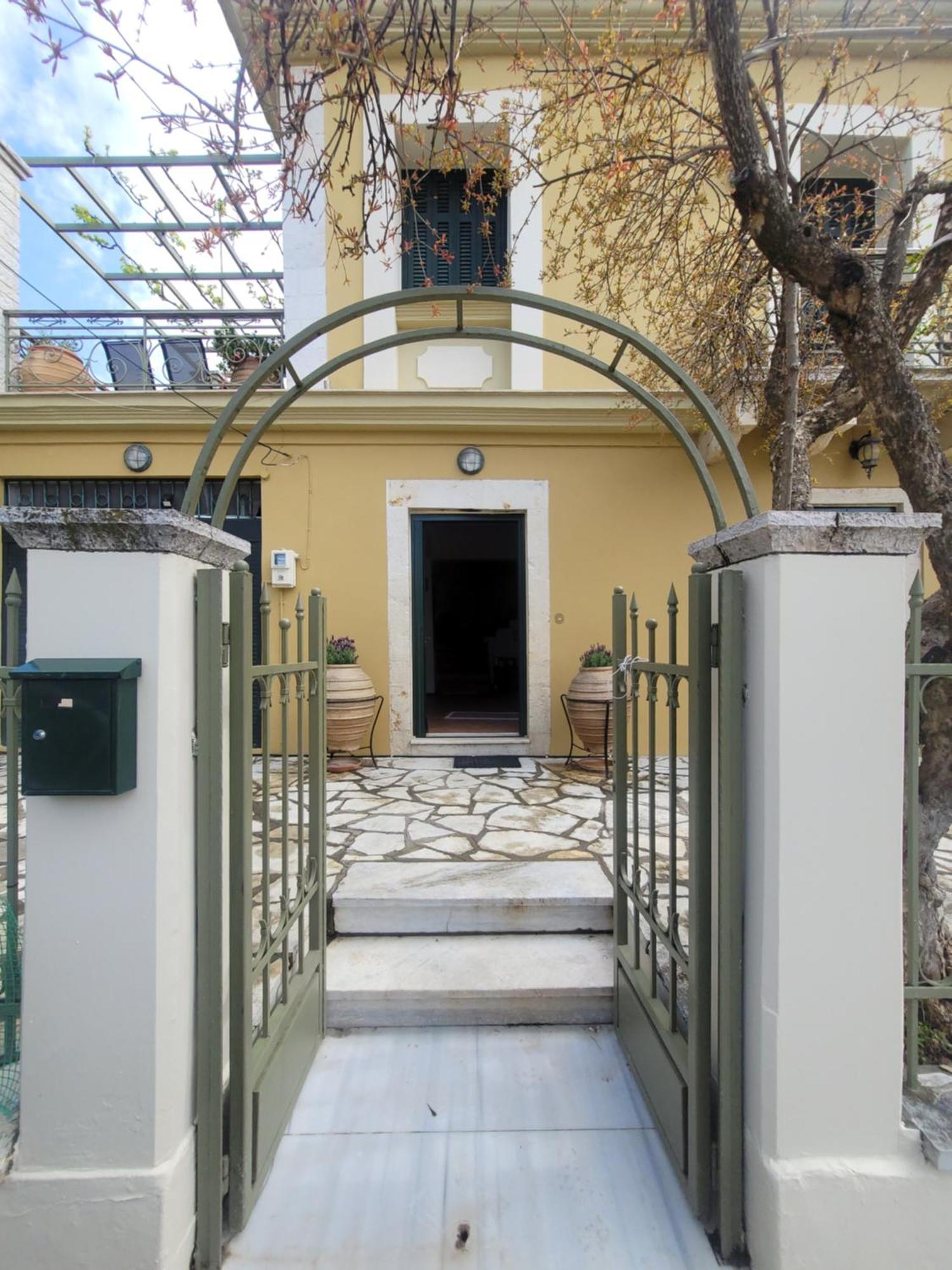 Palairos Historic Property Exterior foto